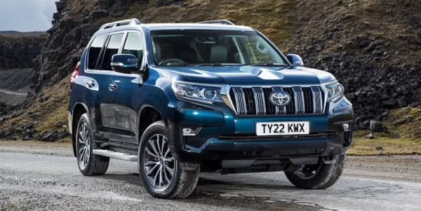 Новият Land Cruiser току-що пристигна в шоурумите. Моделът от предишното поколение е тромав SUV, но чиято стойност нараства. Средната цена на тригодишен Land Cruiser с дизелово гориво преди 12 месеца е около 40 000 евро. В процентно изражение това е увеличение от 10 на сто. 
